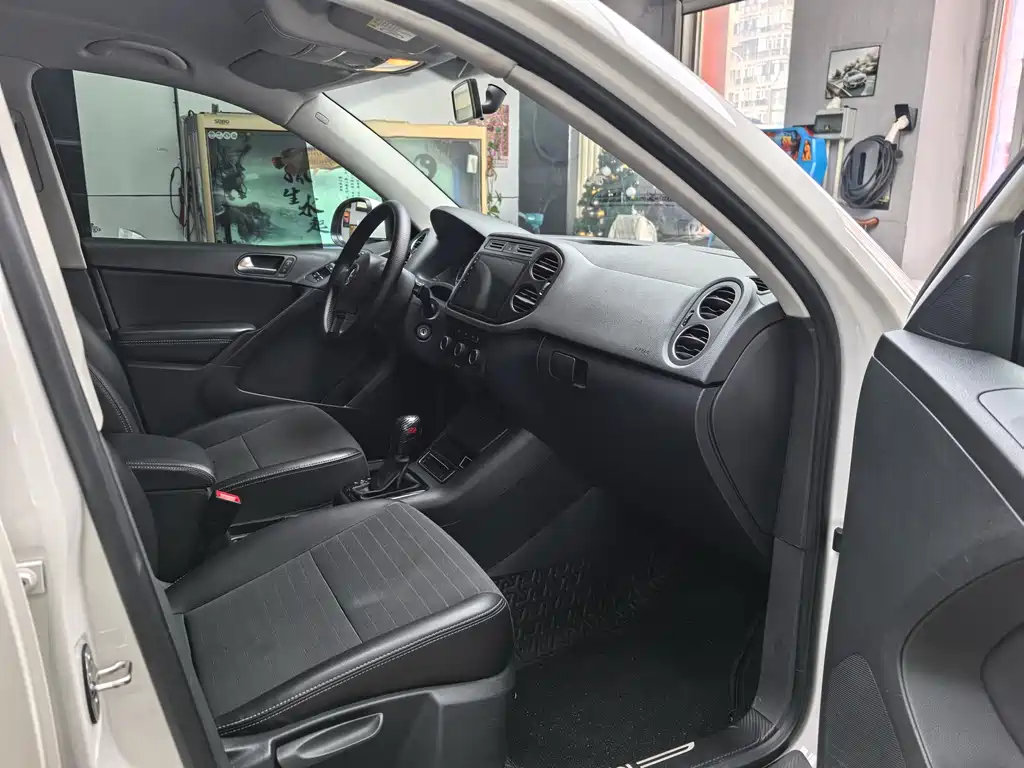 Tiguan 2017 300TSI Automatic FWD Silk Road Fashion Edition