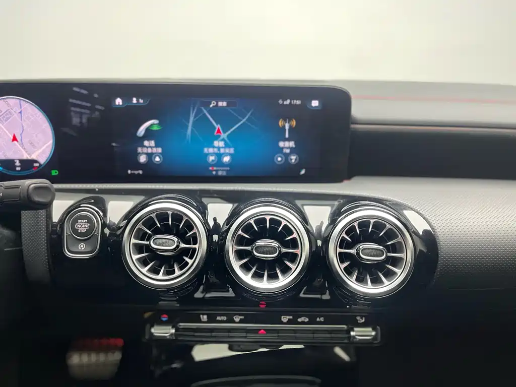 Mercedes-Benz CLA 200 Shooting Brake