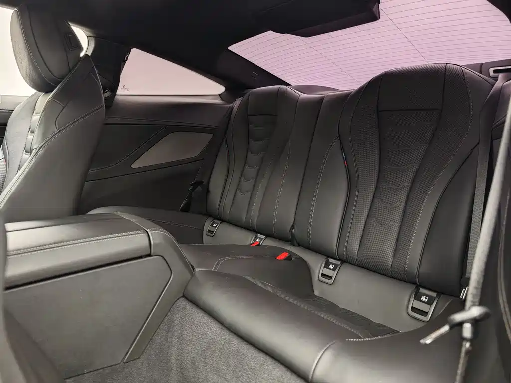 BMW 8 Series 2019 840i Coupe M Sport Package