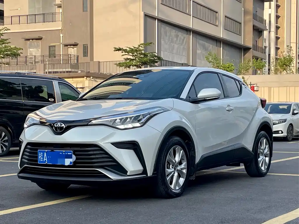 Toyota IZOA 2023 2.0L Yixiang Edition