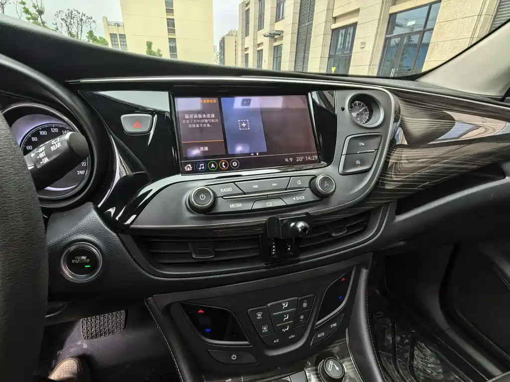 Buick Envision Plus 2020 20T FWD Leading Edition
