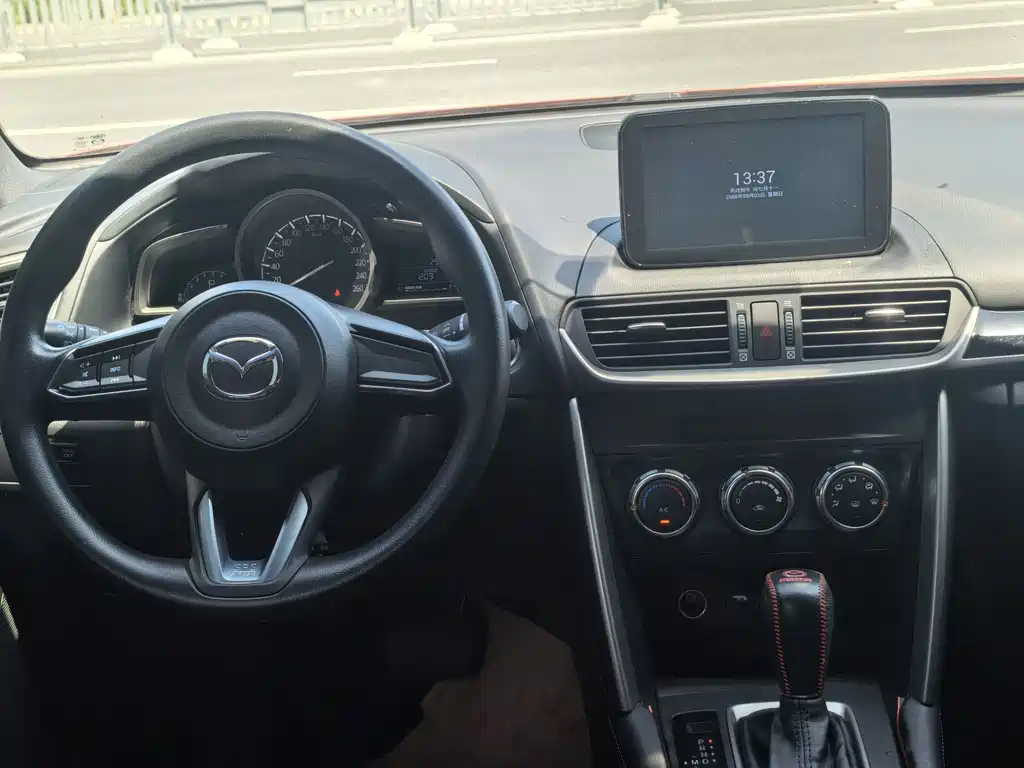 Mazda CX-4 2018 2.0L Automatic FWD Blue Sky Vitality Edition China V