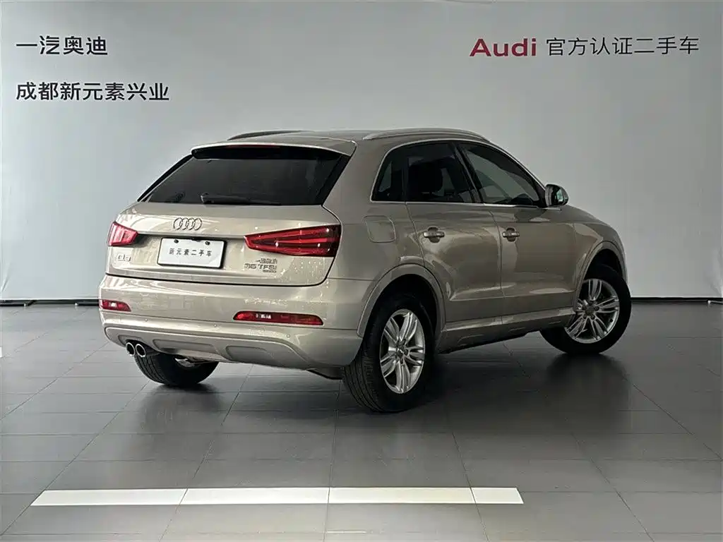 Audi Q3 2013 35 TFSI quattro Technik