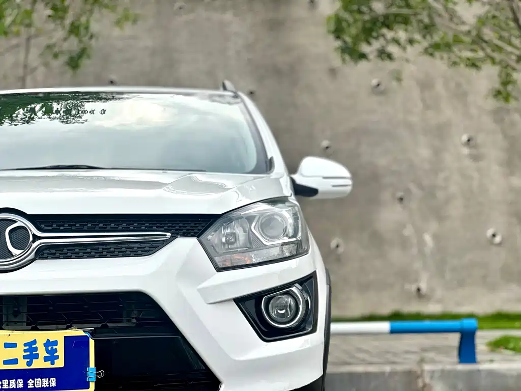Senova X25 2015 1.5L Manual Elite