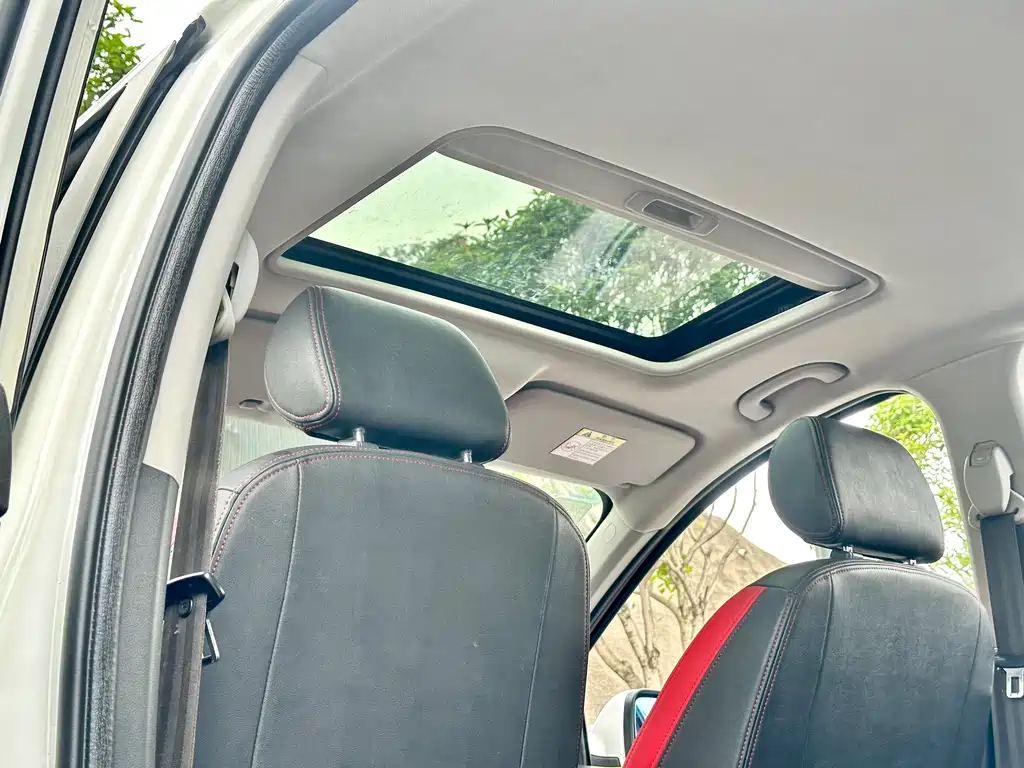Senova X25 2015 1.5L Manual Elite