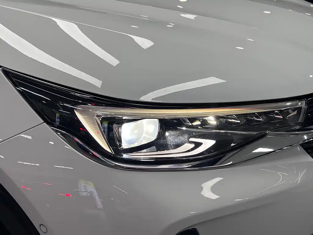 Encore 2020 20T CVT Luxury