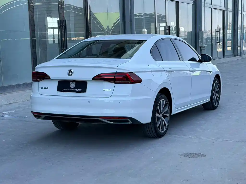 Bora 2020 1.5L Automatic Comfort