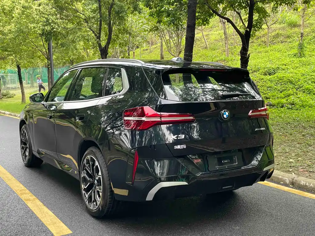 BMW X3 2025 xDrive30L Exclusive M Sport Package