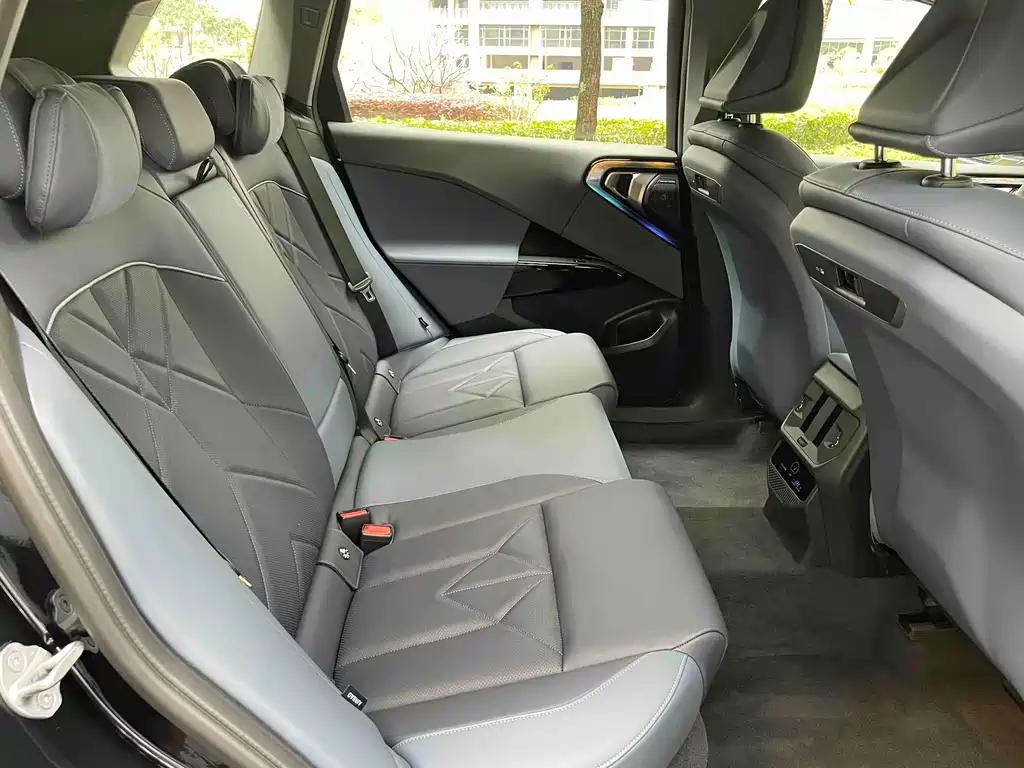 BMW X3 2025 xDrive30L Exclusive M Sport Package