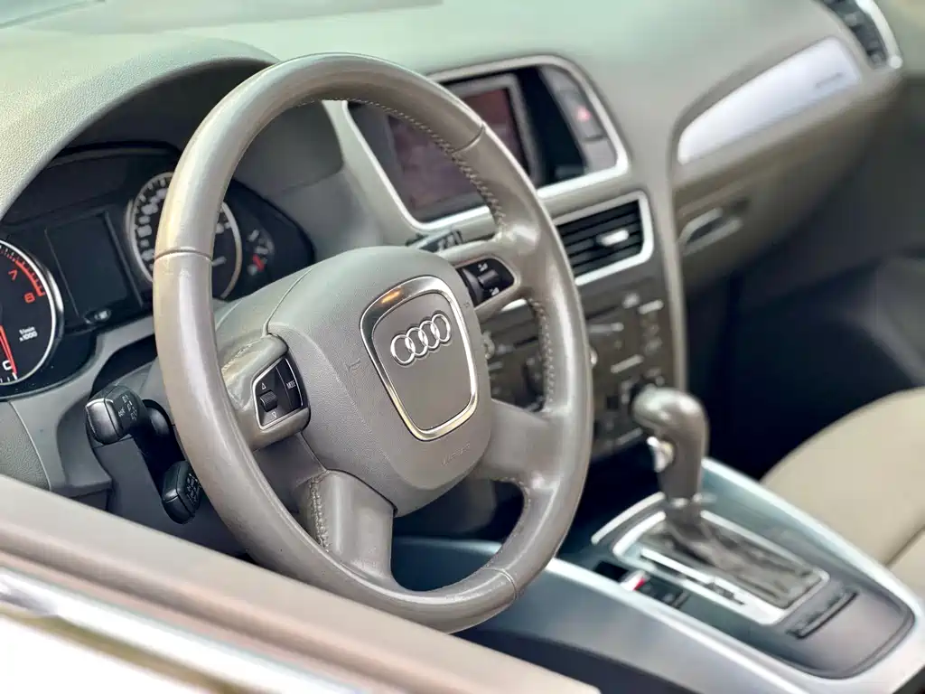 Audi Q5 2012 2.0TFSI Comfort Edition