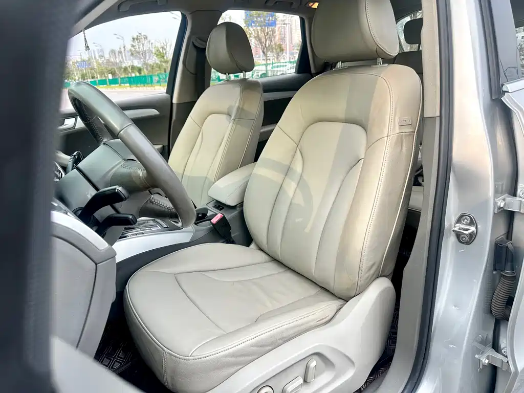 Audi Q5 2012 2.0TFSI Comfort Edition
