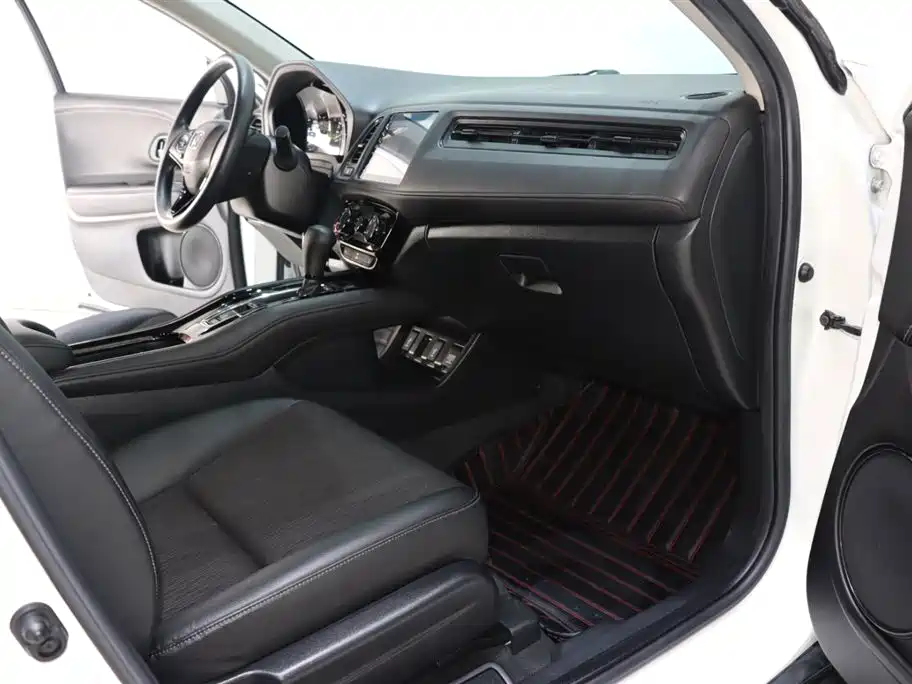 Honda Vezel 2020 1.5L CVT Luxury Edition