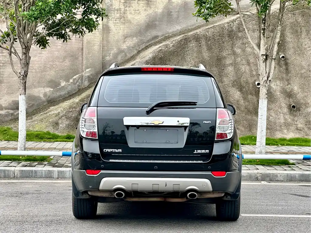 Chevrolet Captiva 2014 2.4L AWD Flagship Edition 7-Seater