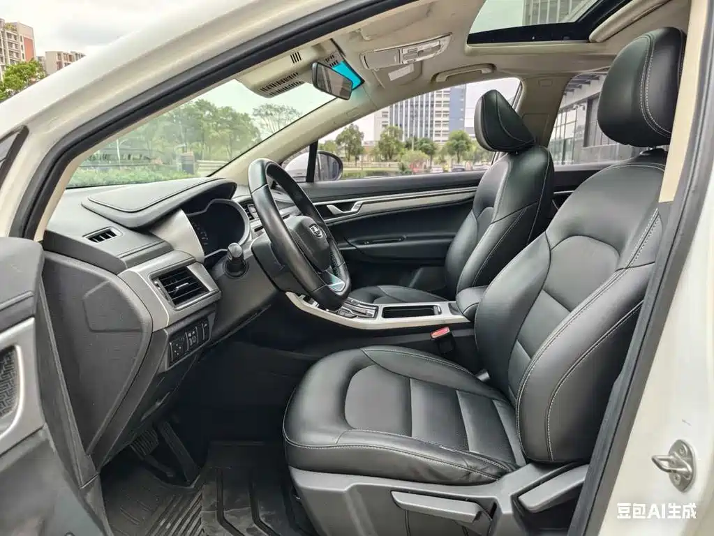 Geely Emgrand GS 2019 1.4T CVT Ya