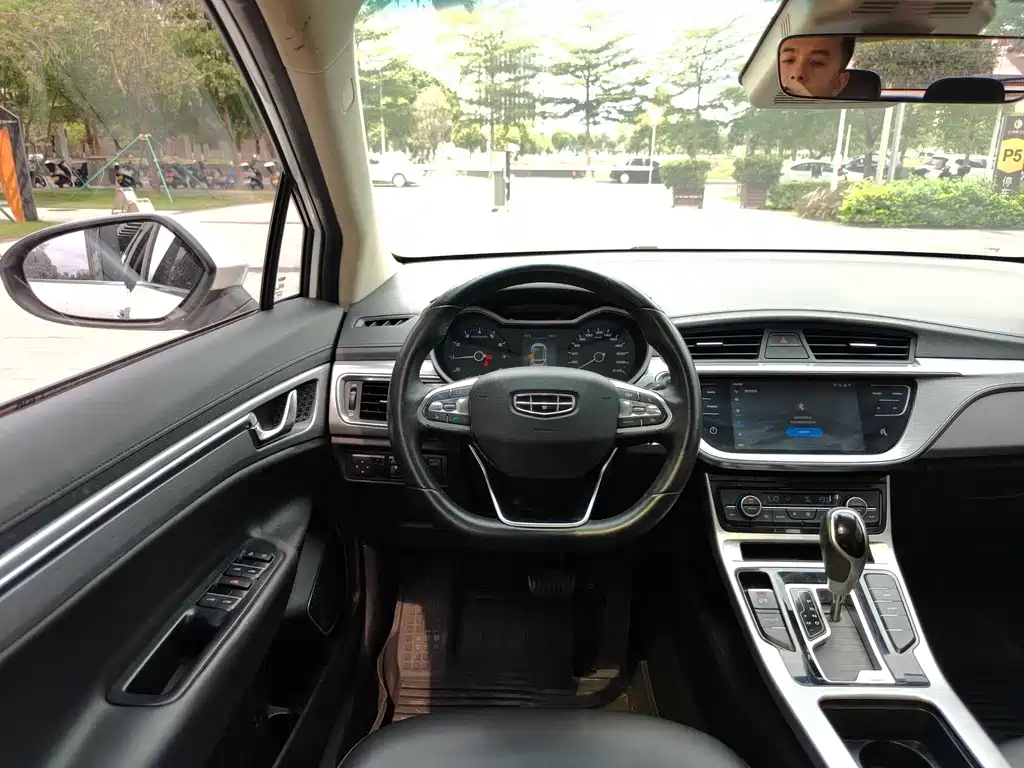 Geely Emgrand GS 2019 1.4T CVT Ya