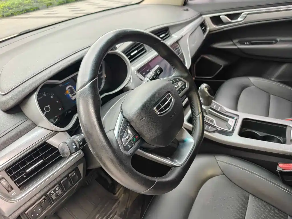 Geely Emgrand GS 2019 1.4T CVT Ya