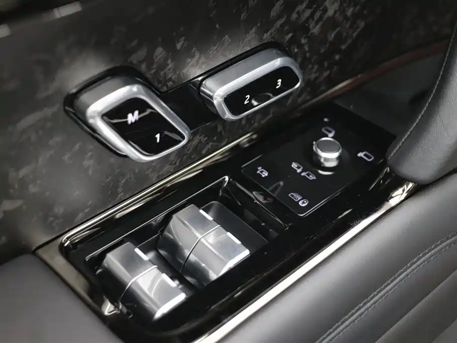 Range Rover Sport 2024 400PS Autobiography