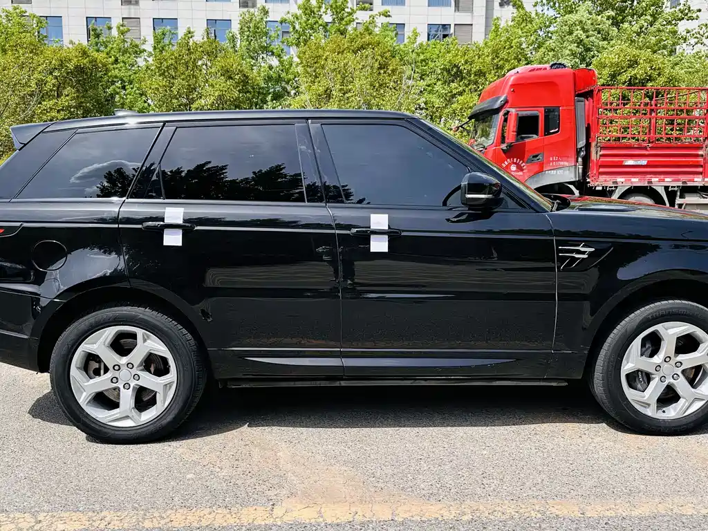 Range Rover Sport P400e 2018