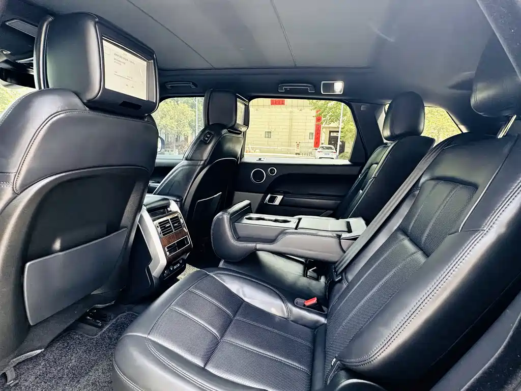 Range Rover Sport P400e 2018