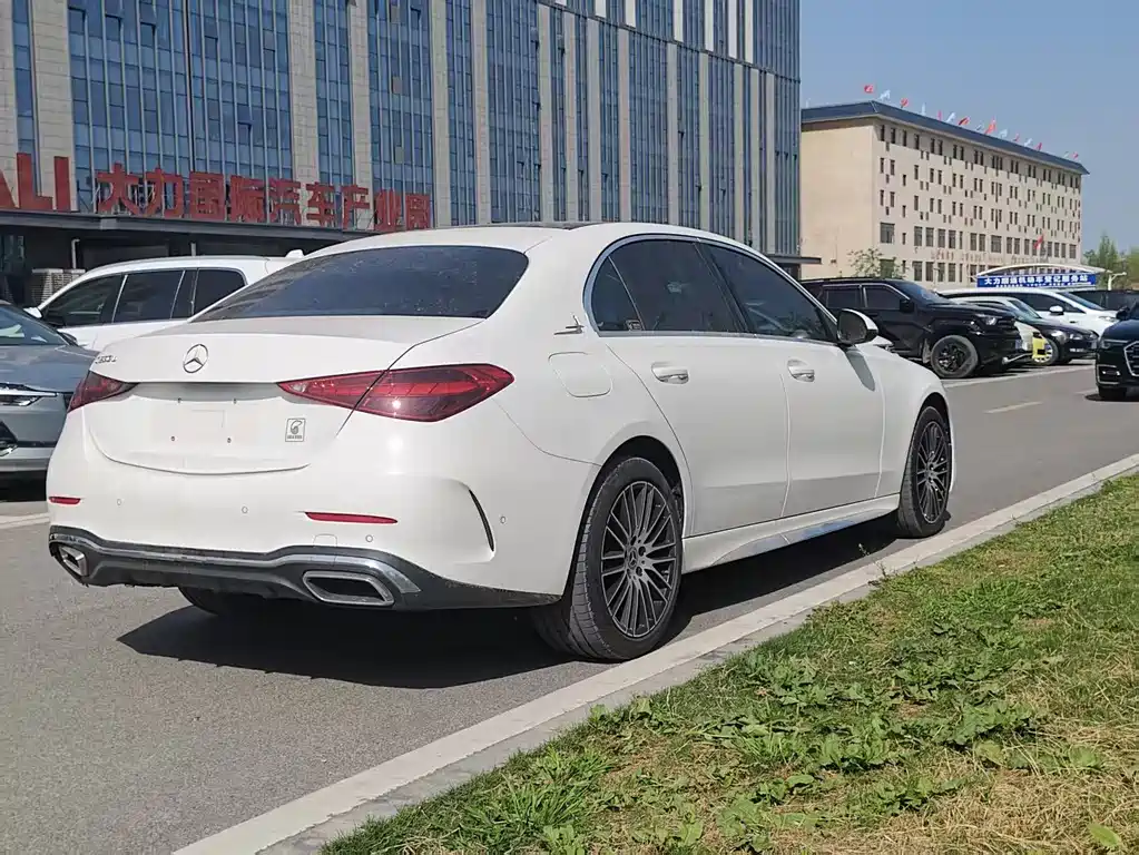 Mercedes-Benz C-Class 2024 C 260 L Sport