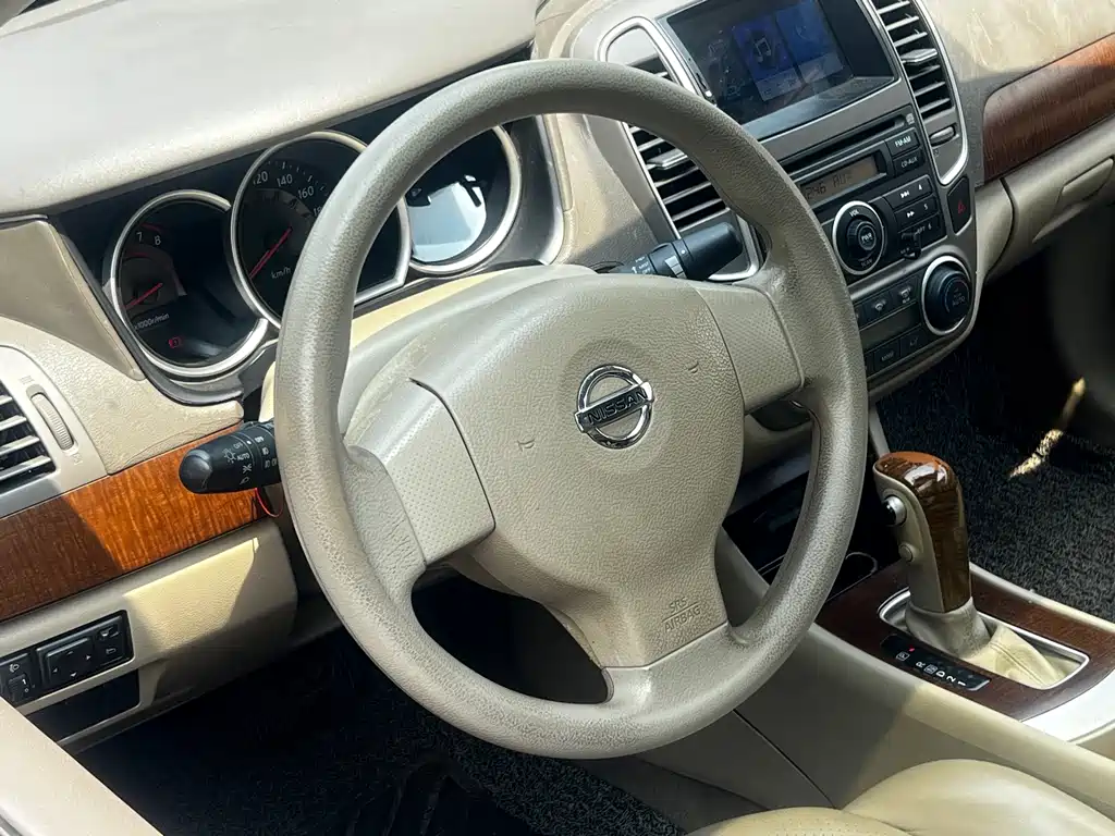 Nissan Sylphy 2009 1.6XL Automatic Luxury Sunroof Edition