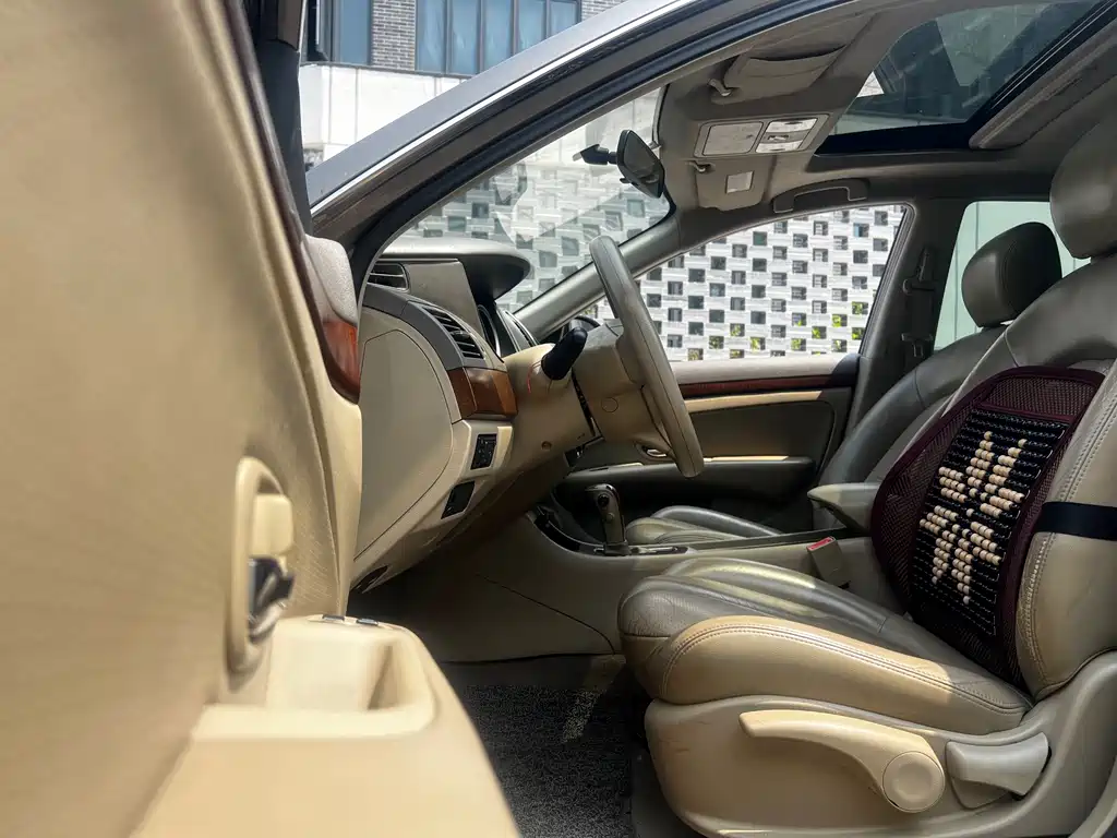 Nissan Sylphy 2009 1.6XL Automatic Luxury Sunroof Edition