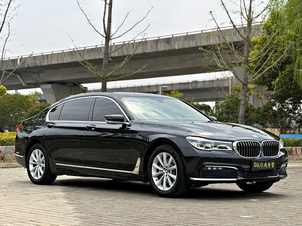 BMW 7 Series 2016 730Li Luxury