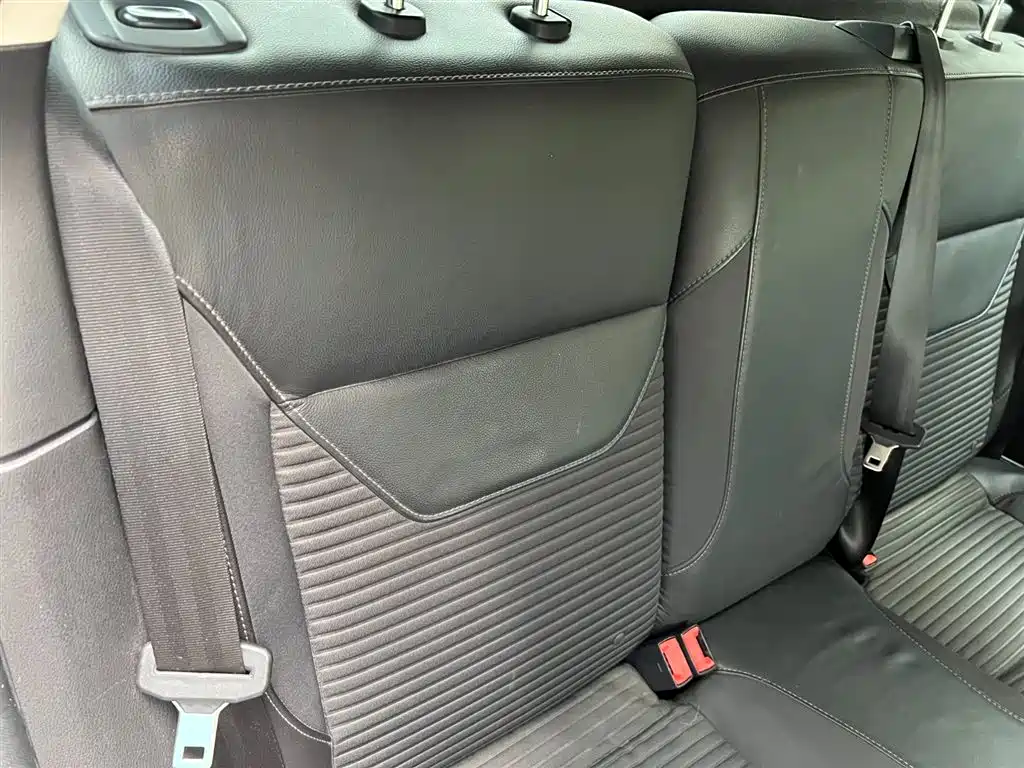 Ford Focus 2015 Hatchback EcoBoost 180 Automatic Elite