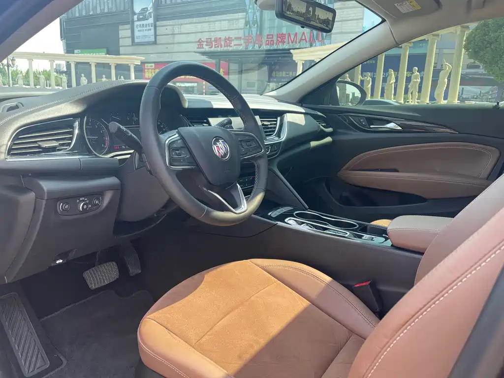 Buick Regal 552T