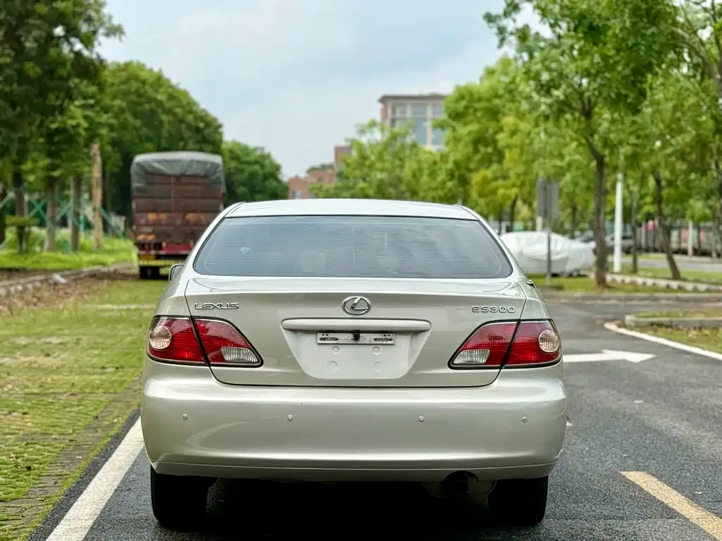 Lexus ES 2004 300