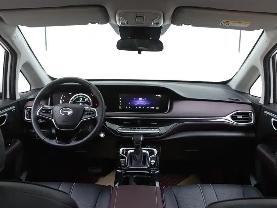 GAC Trumpchi M6 2023 PRO 270T DCT Luxury Edition