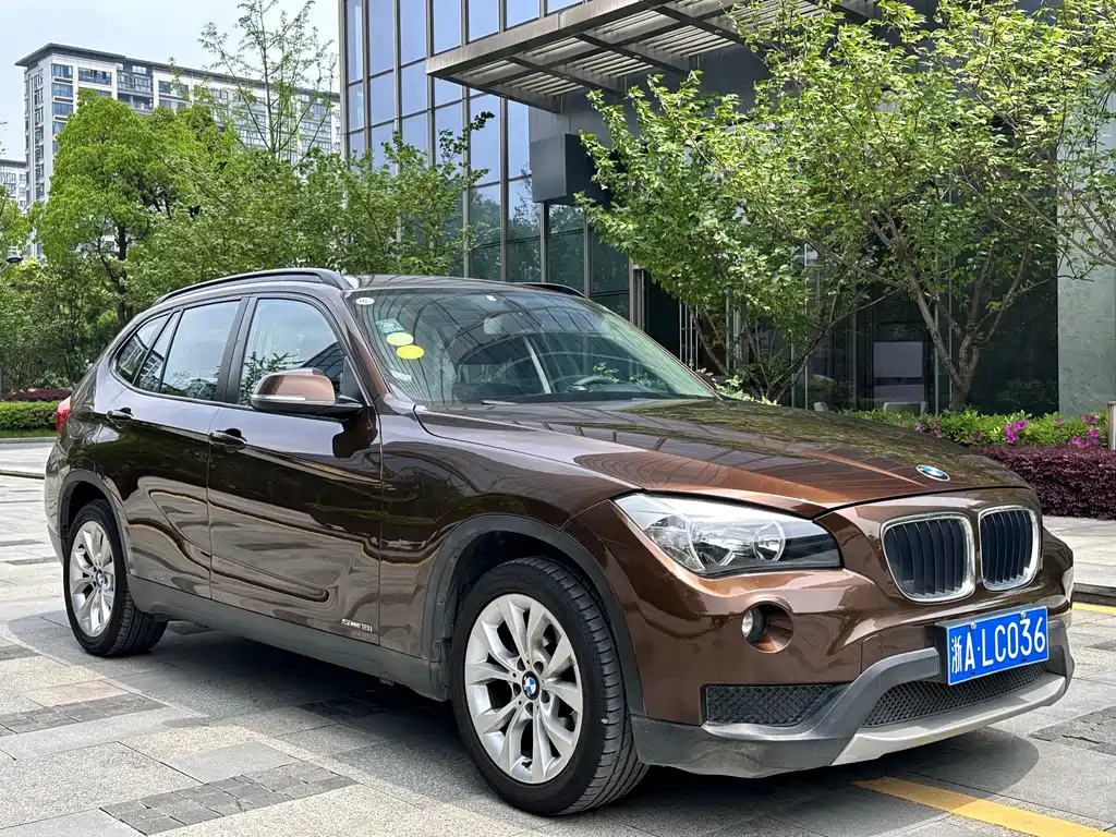 BMW X1 2013 sDrive18i Fashion Edition