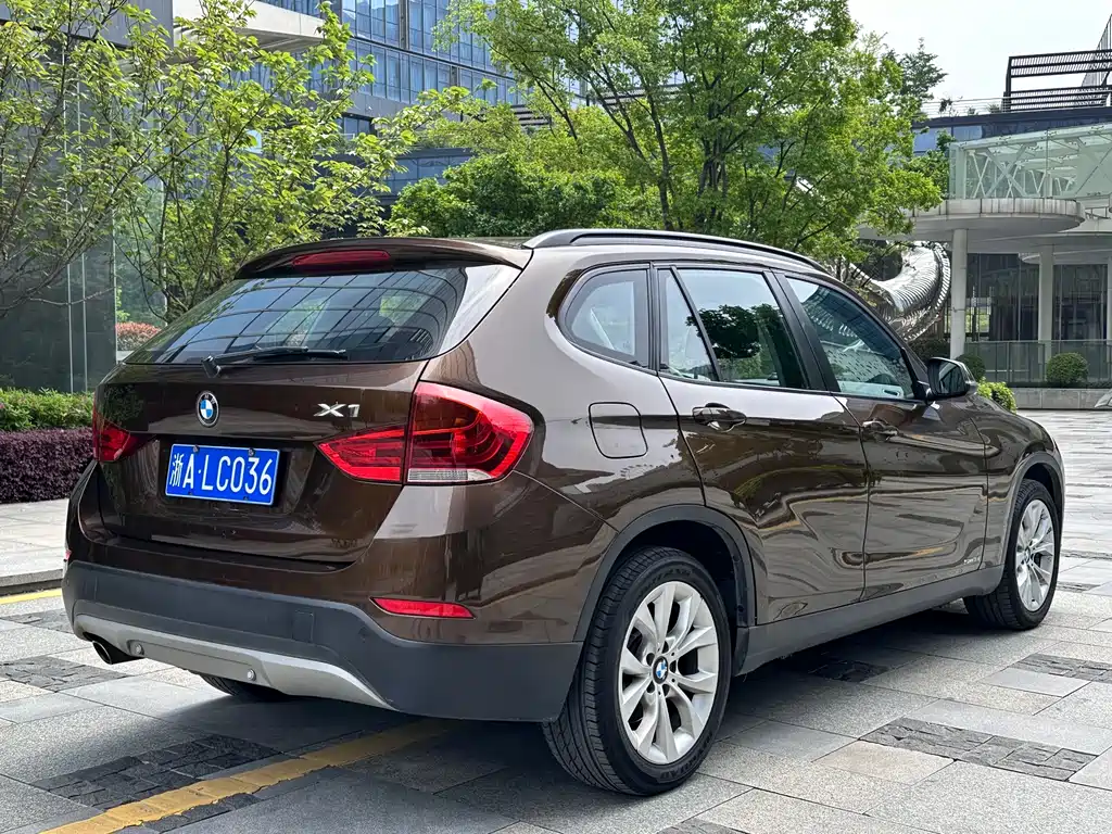 BMW X1 2013 sDrive18i Fashion Edition