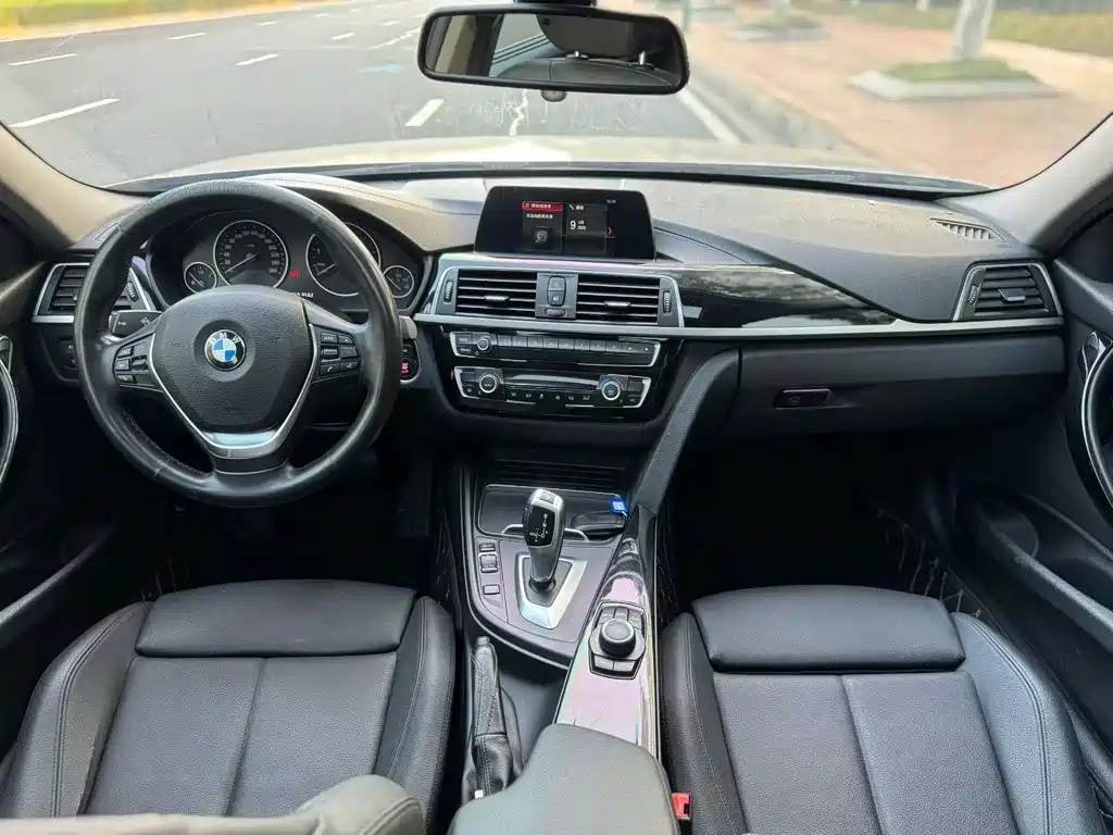 BMW 3 Series 2018 320Li Fashion Edition