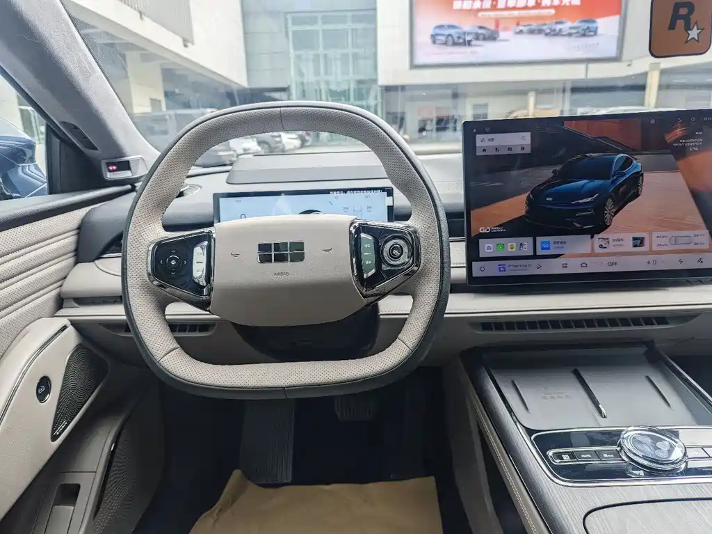 Geely Galaxy Xingyao 8 2025 130km EM-P Starship Edition