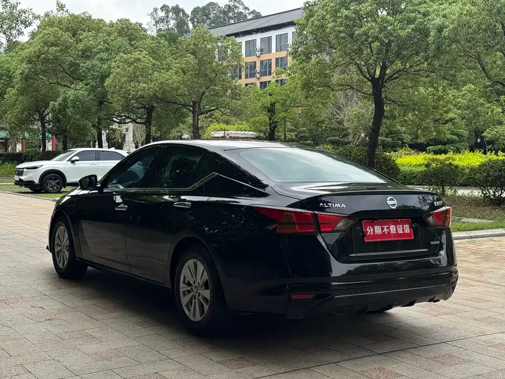 Nissan Altima 2021 2.0L XE Fashion Edition