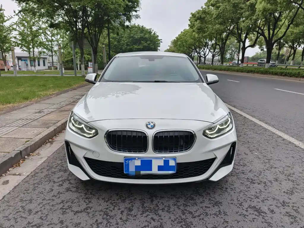 BMW 1 Series 2021 120i M Sport