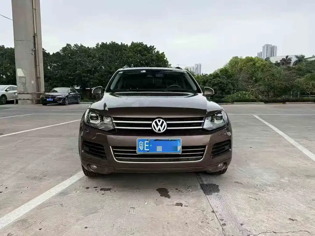 Volkswagen Touareg 2012 R-Line Luxury Edition