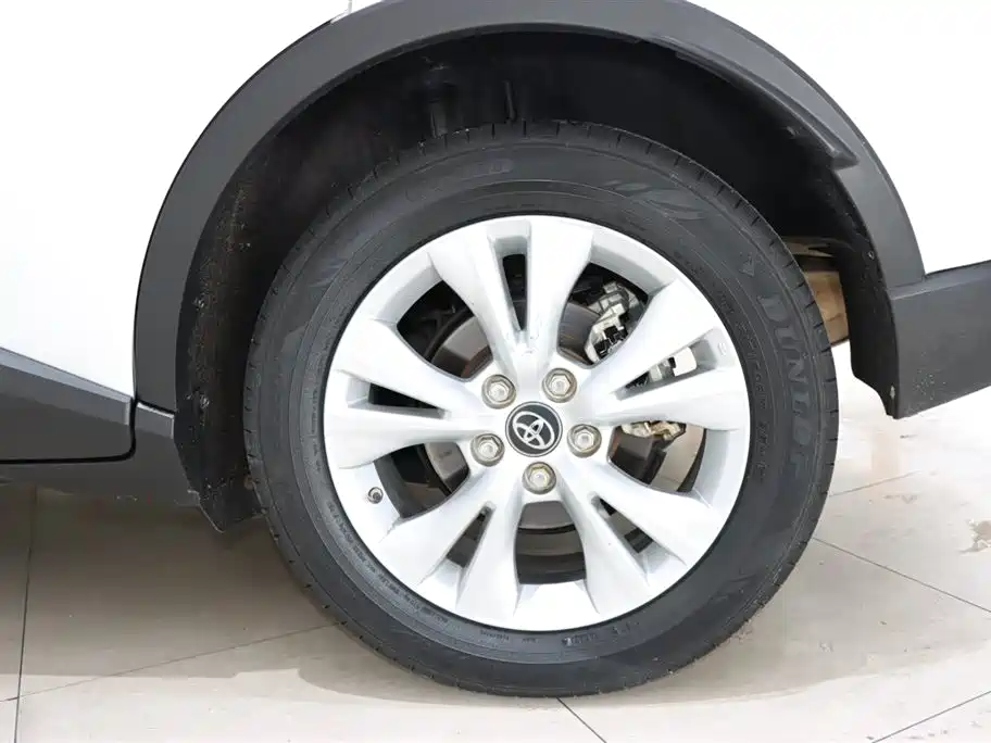 Toyota IZOA 2021 2.0L Yixiang Edition