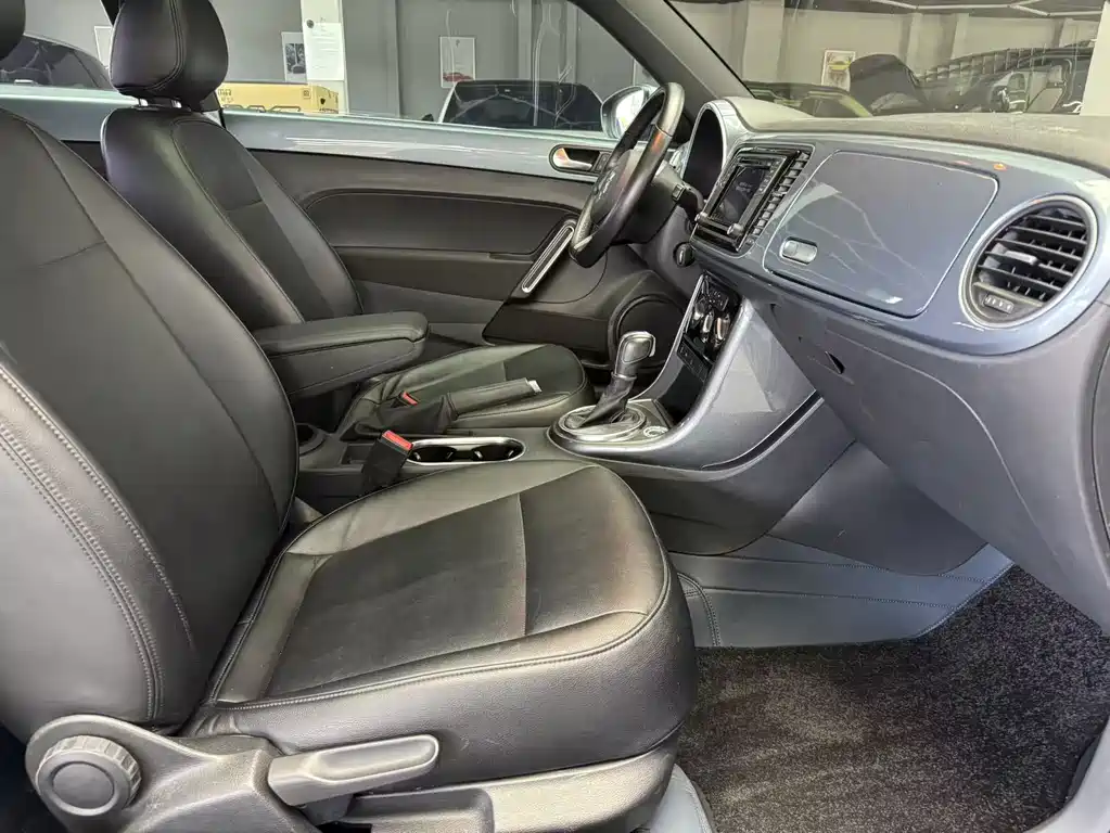 Volkswagen Beetle 2018 180TSI Shang Le