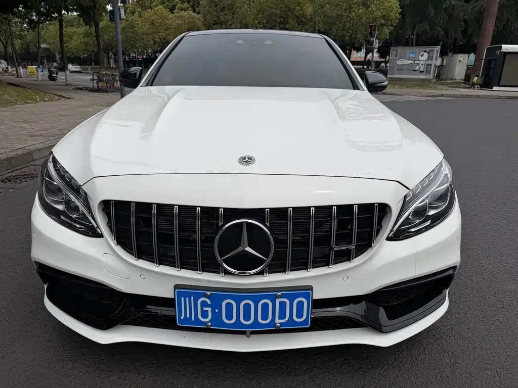 Mercedes-AMG C 63