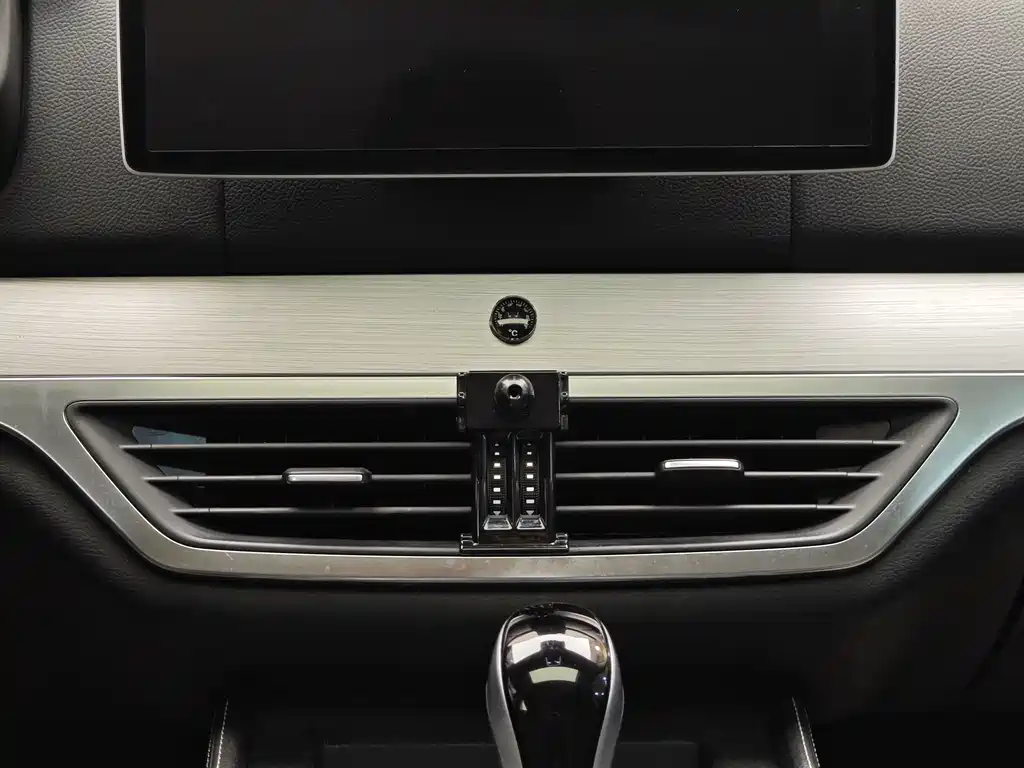 BYD Tang 2019 2.0T Automatic Intelligent Connected Zunyue Edition 7-Seater China VI