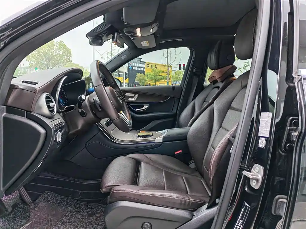 Mercedes-Benz GLC 300 L 4MATIC Dynamic
