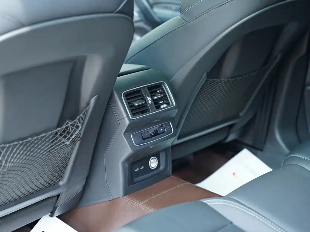 Audi Q5L 2022 Facelift 40 TFSI Luxury Dynamic Edition