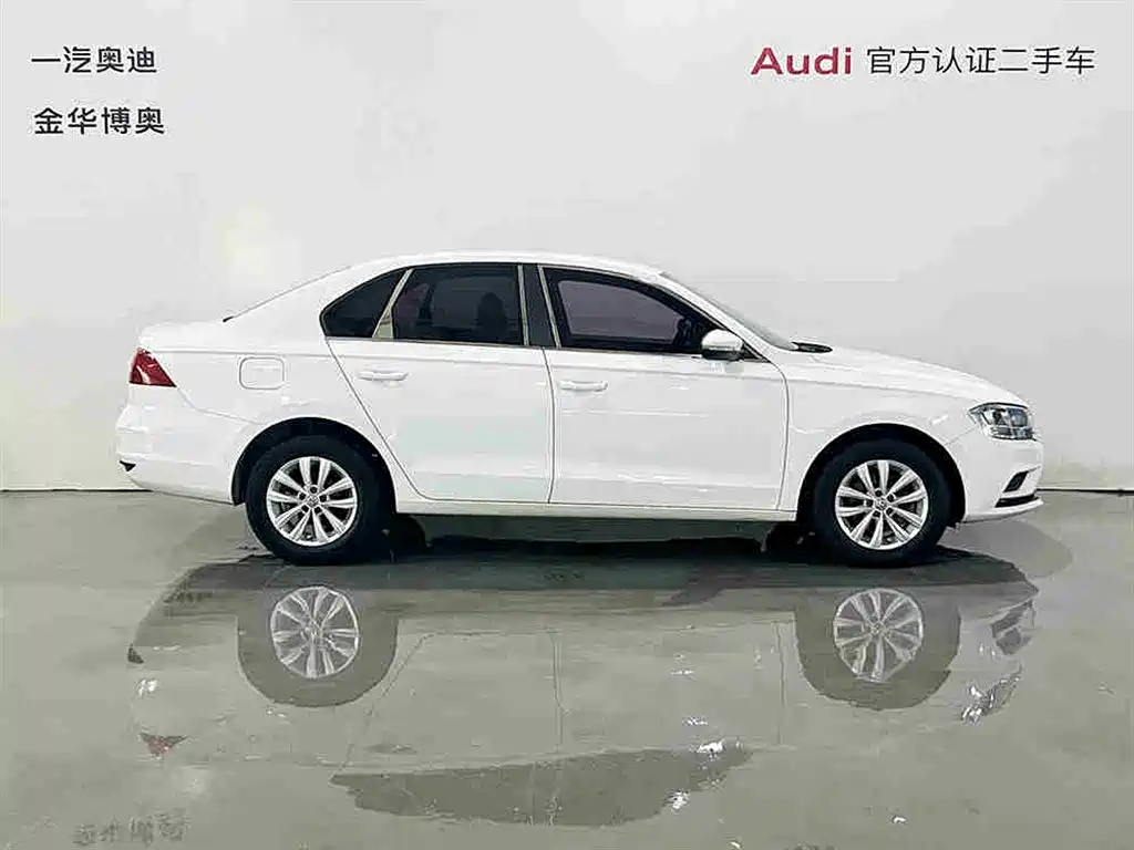 Volkswagen Bora 2018 1.5L Manual Fashion