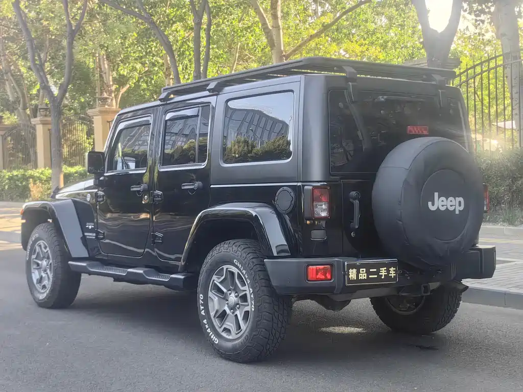 Jeep Wrangler 2017 3.0L Sahara 4-Door Comfort Edition