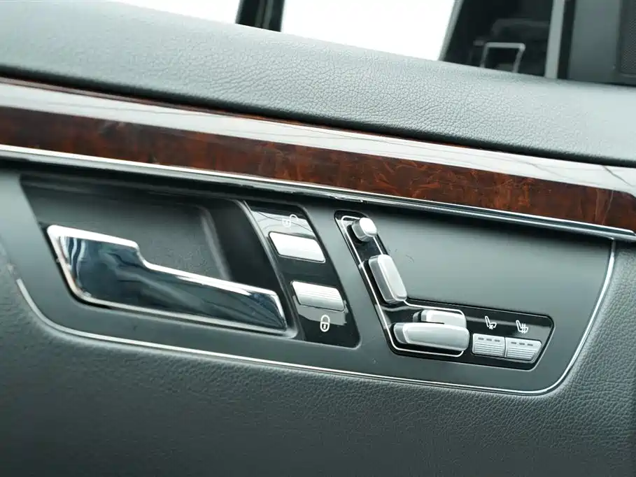 Mercedes-Benz S-Class 2010 S 350 L 4MATIC