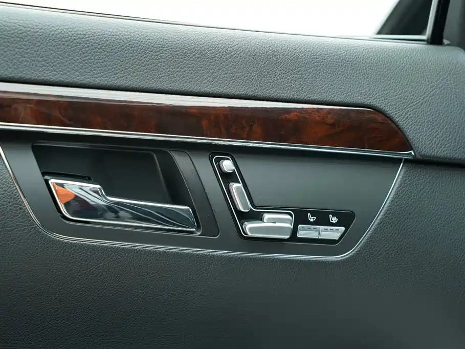 Mercedes-Benz S-Class 2010 S 350 L 4MATIC