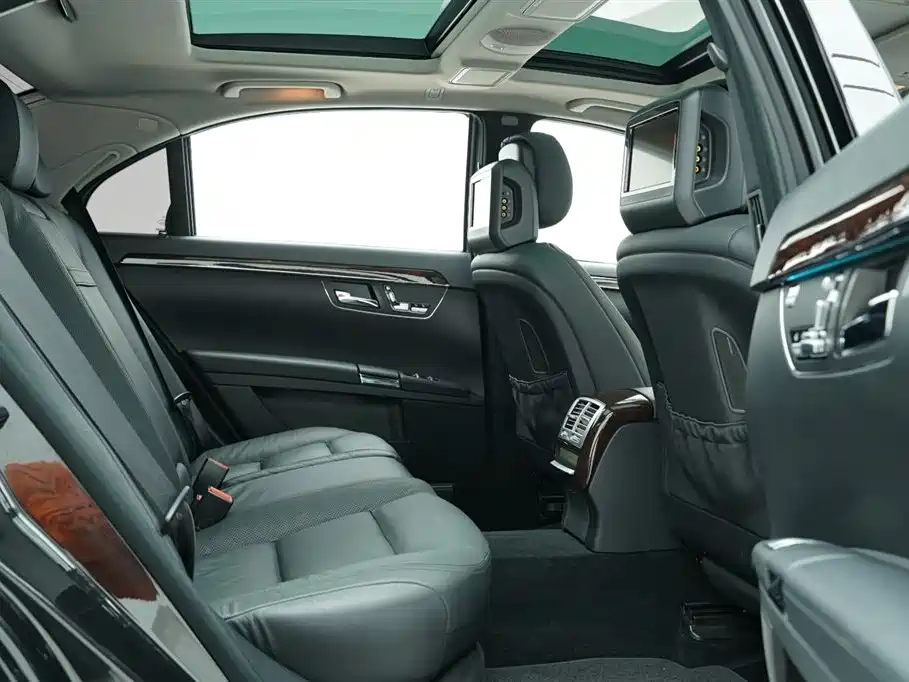 Mercedes-Benz S-Class 2010 S 350 L 4MATIC