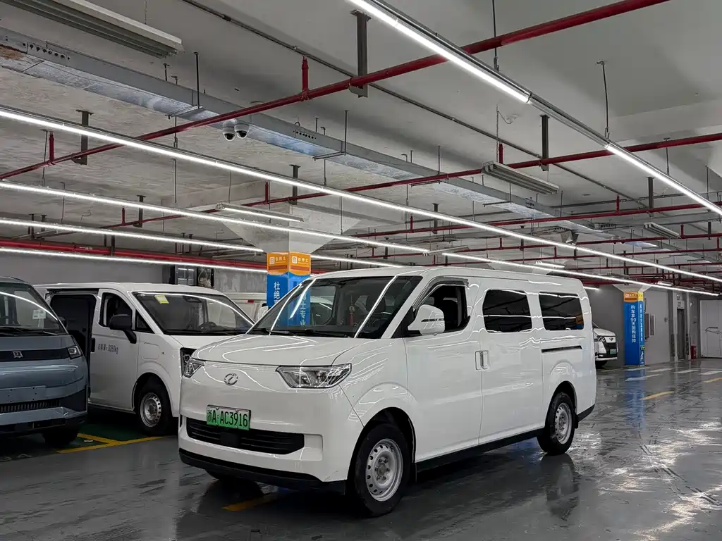 Ruichi New Energy EC75 2025 Passenger Smart Fast Charging Edition Pioneer Type I 52.16kWh